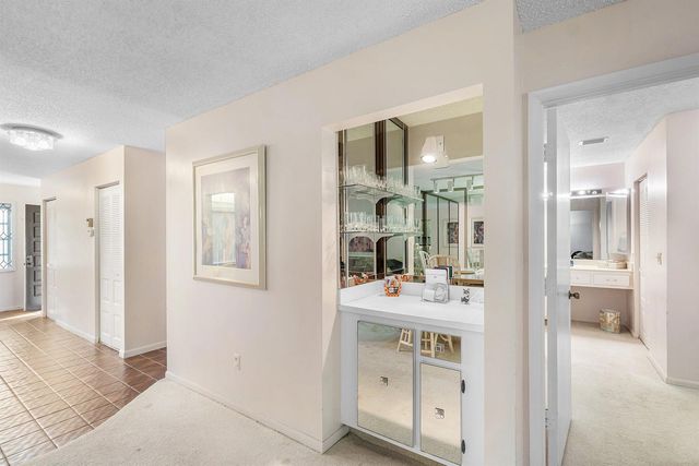 8320 Casa Del Lago D, Boca Raton, FL 33433