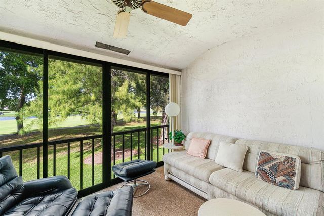 8320 Casa Del Lago D, Boca Raton, FL 33433