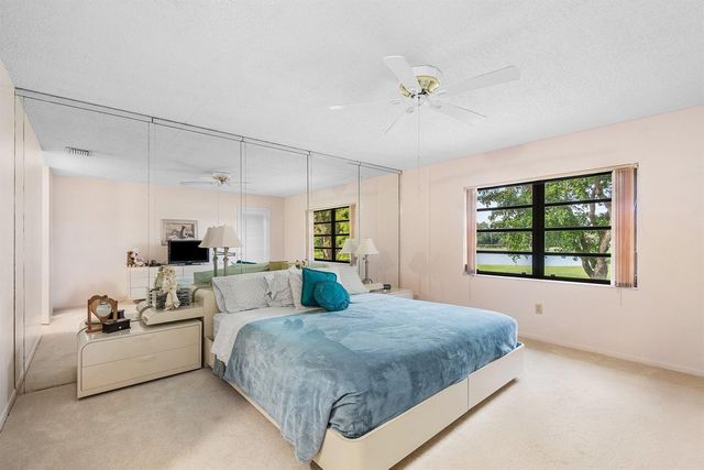 8320 Casa Del Lago D, Boca Raton, FL 33433