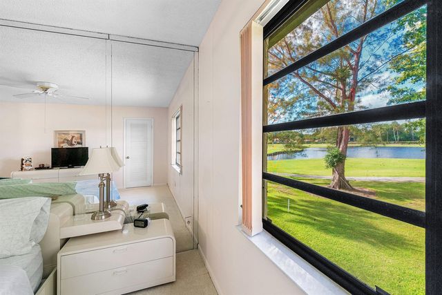 8320 Casa Del Lago D, Boca Raton, FL 33433