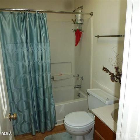124 Oak Hill Loop, Cary, NC 27513