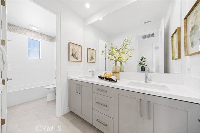 106 Albero, Irvine, CA 92602