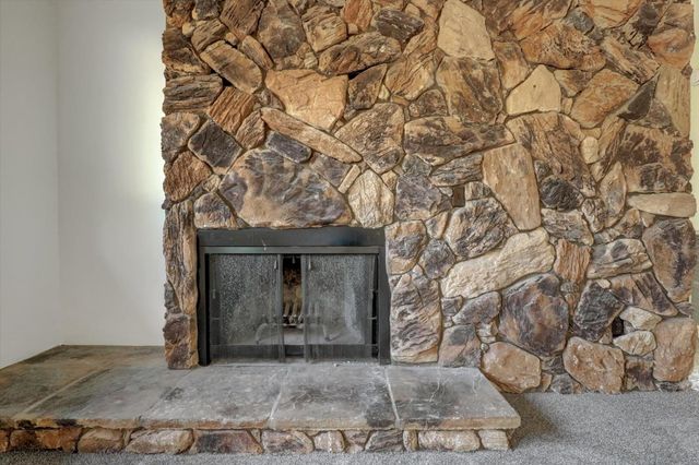 153 Arcadia Dr, Grass Valley, CA 95945