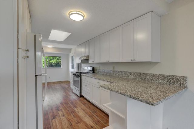 153 Arcadia Dr, Grass Valley, CA 95945