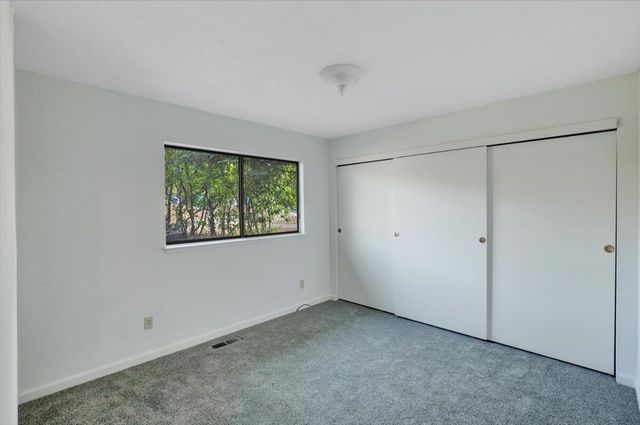 153 Arcadia Dr, Grass Valley, CA 95945