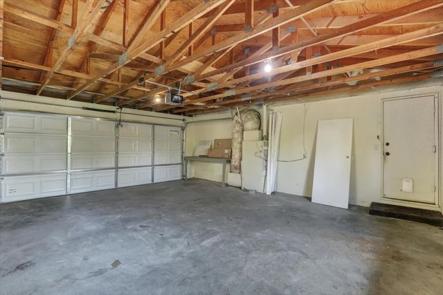 153 Arcadia Dr, Grass Valley, CA 95945