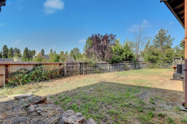 153 Arcadia Dr, Grass Valley, CA 95945