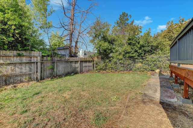 153 Arcadia Dr, Grass Valley, CA 95945