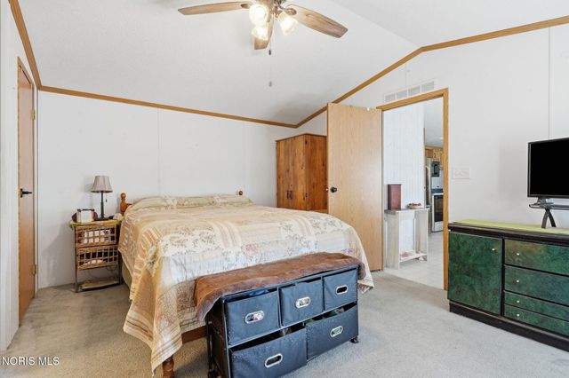 8626 Yawberg Road, Whitehouse, OH 43571