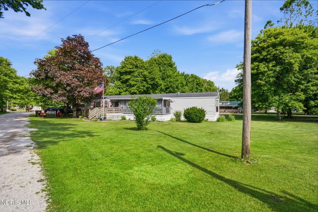 8626 Yawberg Road, Whitehouse, OH 43571