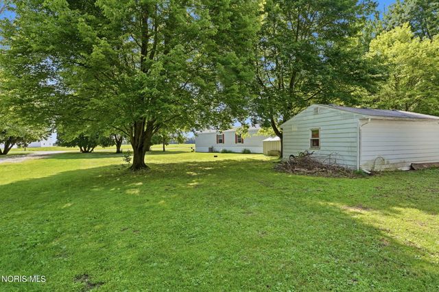 8626 Yawberg Road, Whitehouse, OH 43571