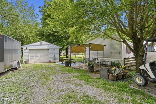 8626 Yawberg Road, Whitehouse, OH 43571