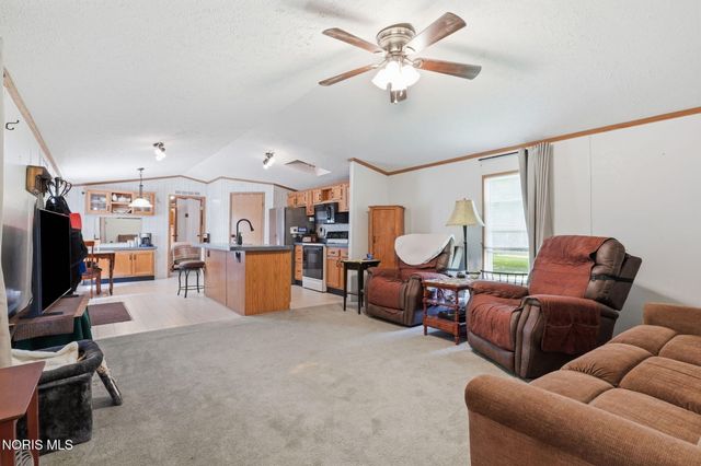 8626 Yawberg Road, Whitehouse, OH 43571