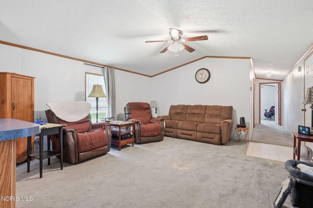 8626 Yawberg Road, Whitehouse, OH 43571