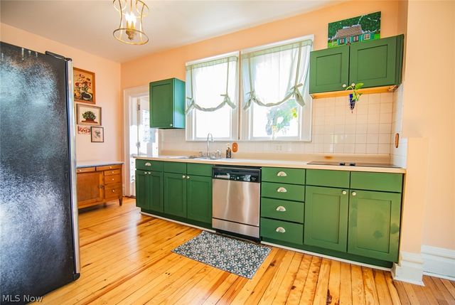 1225 Washington Avenue, Parkersburg, WV 26101