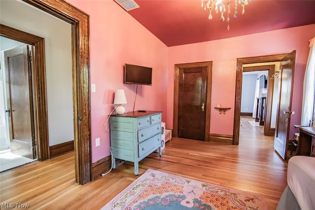 1225 Washington Avenue, Parkersburg, WV 26101