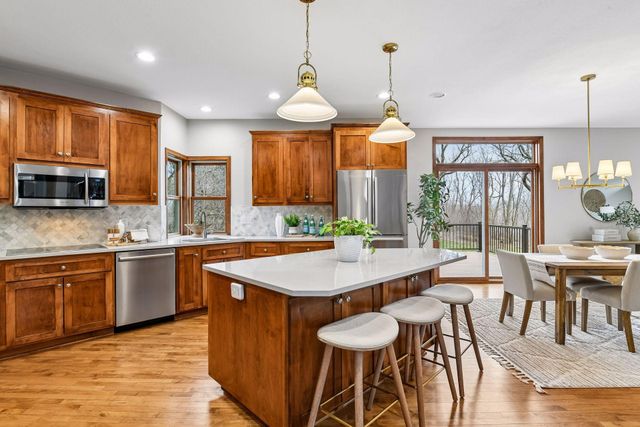 1360 Zircon Lane N, Plymouth, MN 55447