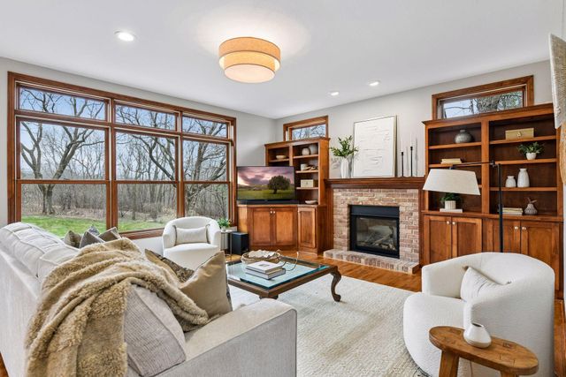 1360 Zircon Lane N, Plymouth, MN 55447