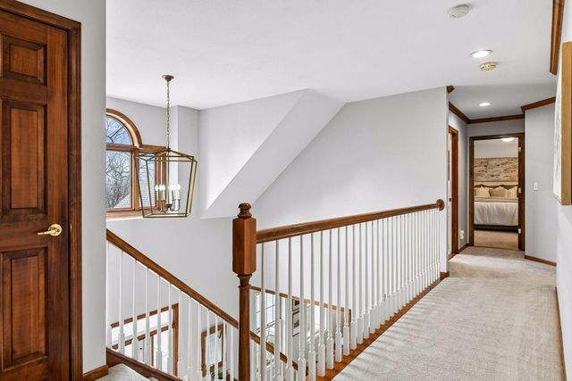 1360 Zircon Lane N, Plymouth, MN 55447