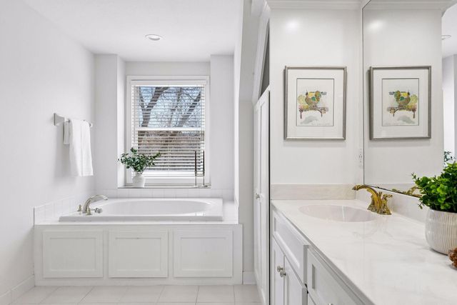 1360 Zircon Lane N, Plymouth, MN 55447