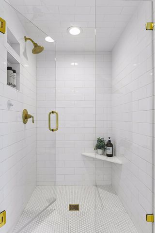 1360 Zircon Lane N, Plymouth, MN 55447