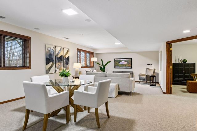 1360 Zircon Lane N, Plymouth, MN 55447