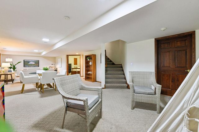 1360 Zircon Lane N, Plymouth, MN 55447