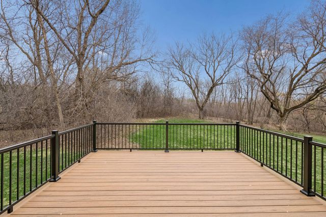 1360 Zircon Lane N, Plymouth, MN 55447