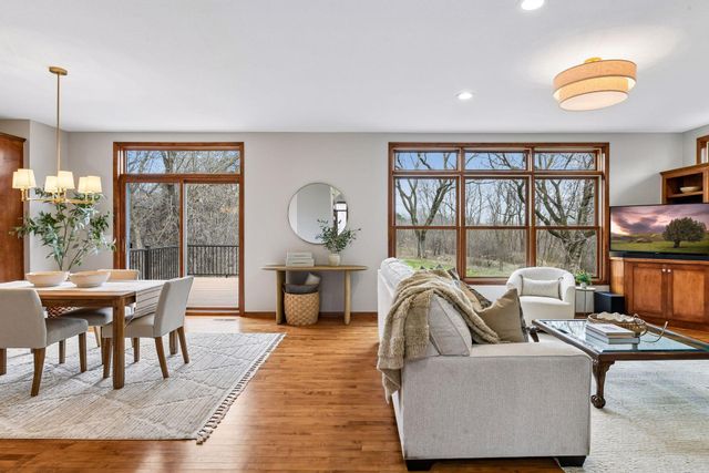 1360 Zircon Lane N, Plymouth, MN 55447