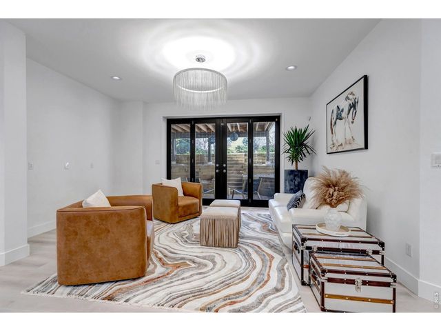 5200 Sunset Dr, Littleton, CO 80123