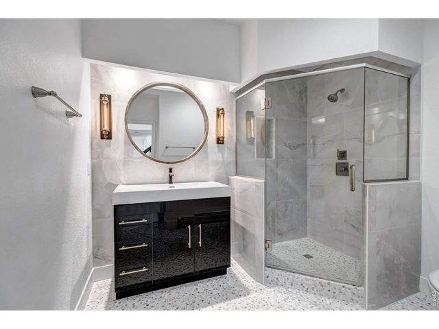 5200 Sunset Dr, Littleton, CO 80123