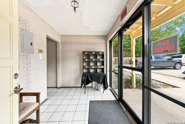 1131 BABCOCK RD, San Antonio, TX 78201