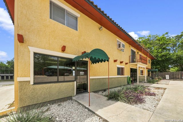 1131 BABCOCK RD, San Antonio, TX 78201