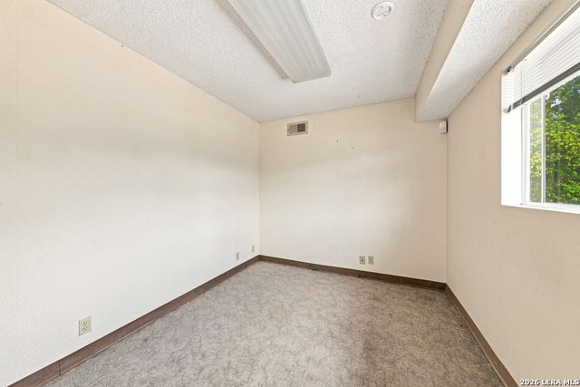 1131 BABCOCK RD, San Antonio, TX 78201
