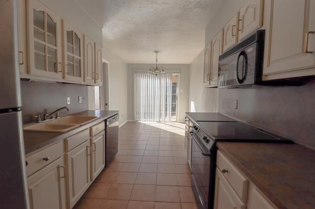 5725 Townhouse Lane, Beaumont, TX 77707