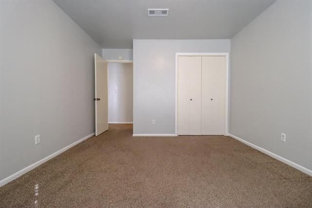 5725 Townhouse Lane, Beaumont, TX 77707