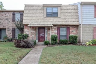 5725 Townhouse Lane, Beaumont, TX 77707