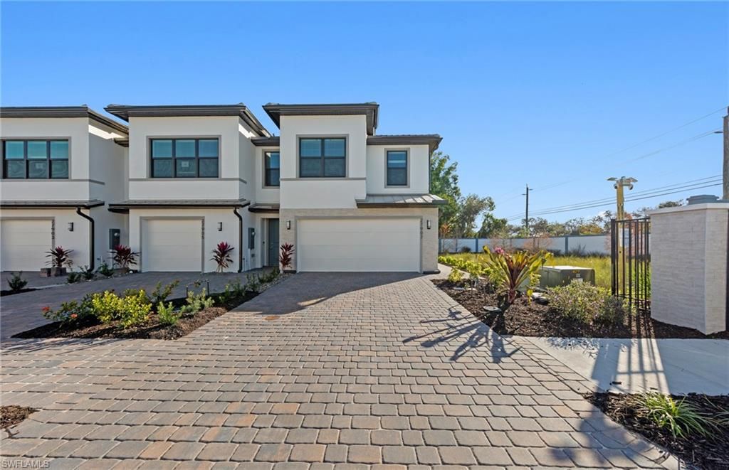 27818 Solis Grande DR, BONITA SPRINGS, FL 34135 — exterior