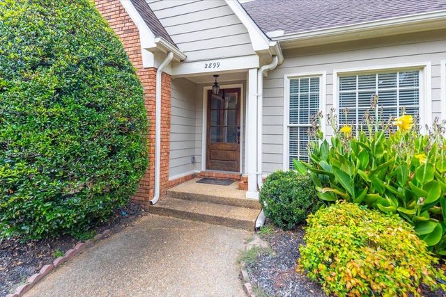 2899 OAKLEIGH LN, Germantown, TN 38138