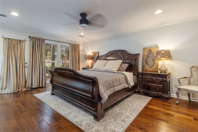 2899 OAKLEIGH LN, Germantown, TN 38138