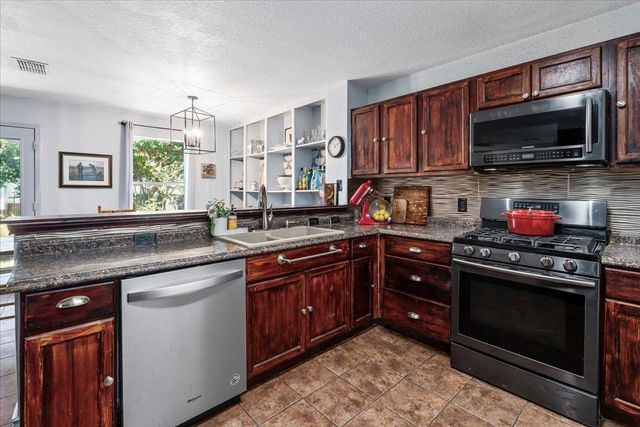 7417 Elk Pass DR, Austin, TX 78744