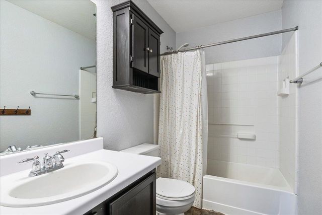 7417 Elk Pass DR, Austin, TX 78744