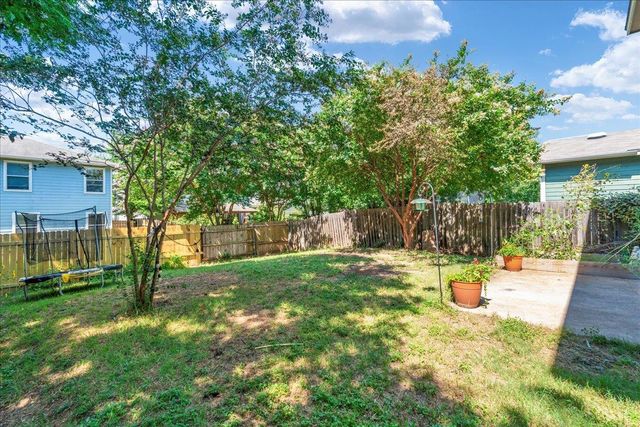 7417 Elk Pass DR, Austin, TX 78744