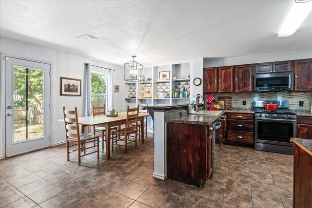 7417 Elk Pass DR, Austin, TX 78744