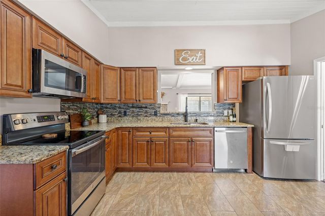 413 WILLOWBROOK LANE, Longwood, FL 32779