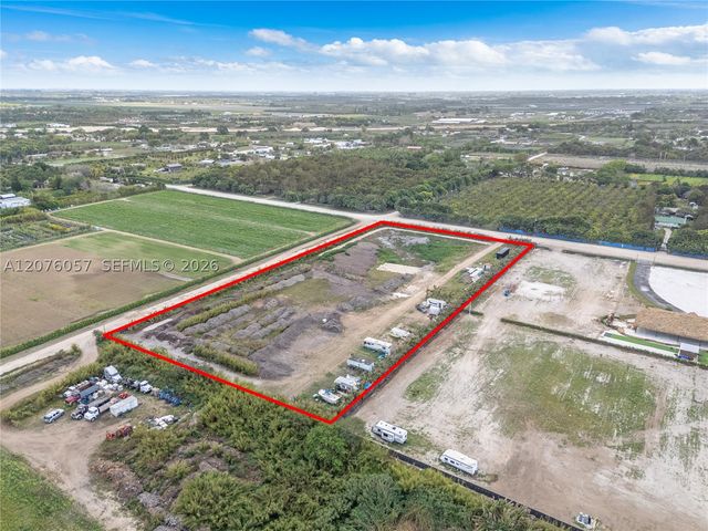 15202 SW 194th Ave, Miami, FL 33196