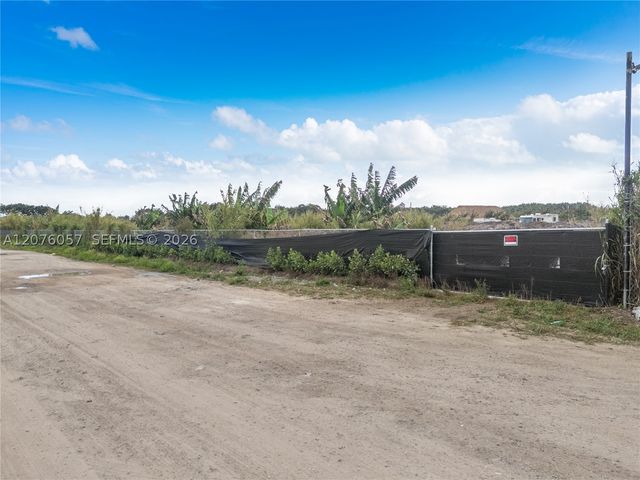 15202 SW 194th Ave, Miami, FL 33196