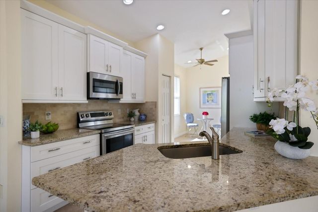 4211 64TH AVENUE E, Sarasota, FL 34243
