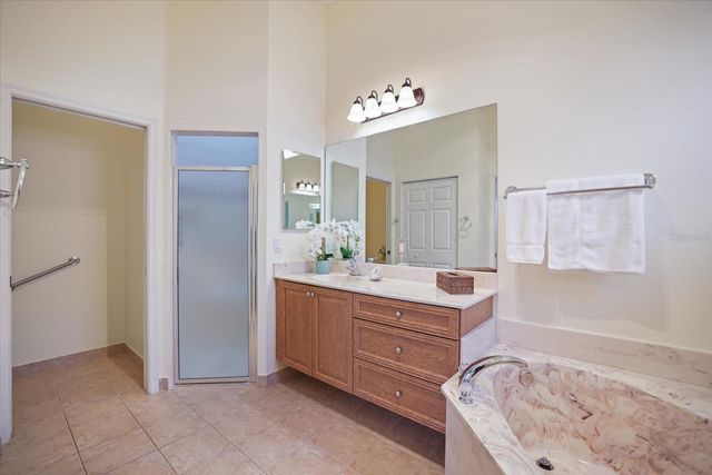 4211 64TH AVENUE E, Sarasota, FL 34243