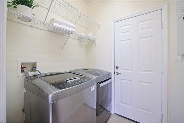 4211 64TH AVENUE E, Sarasota, FL 34243
